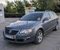 Сірий Фольксваген Пассат Варіант, об'ємом двигуна 2 л та пробігом 262 тис. км за 7999 $, фото 2 на Automoto.ua