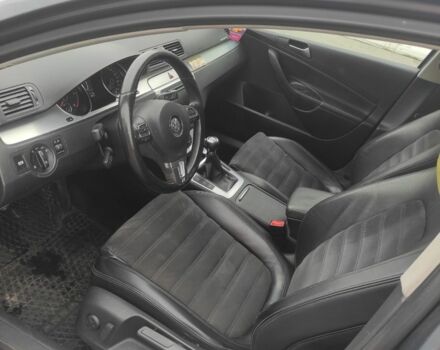 Серый Фольксваген Пассат Вариант, объемом двигателя 2 л и пробегом 299 тыс. км за 7500 $, фото 5 на Automoto.ua