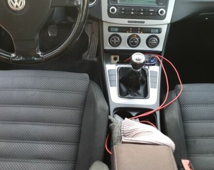 Сірий Фольксваген Пассат Варіант, об'ємом двигуна 2 л та пробігом 333 тис. км за 3000 $, фото 7 на Automoto.ua