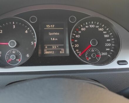 Серый Фольксваген Пассат Вариант, объемом двигателя 2 л и пробегом 287 тыс. км за 7900 $, фото 21 на Automoto.ua