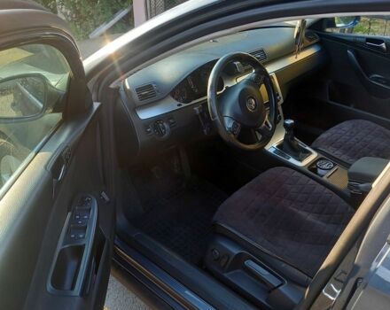 Сірий Фольксваген Пассат Варіант, об'ємом двигуна 2 л та пробігом 275 тис. км за 6500 $, фото 6 на Automoto.ua