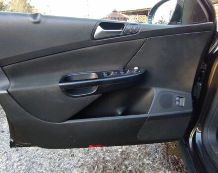 Серый Фольксваген Пассат Вариант, объемом двигателя 2 л и пробегом 287 тыс. км за 7900 $, фото 19 на Automoto.ua