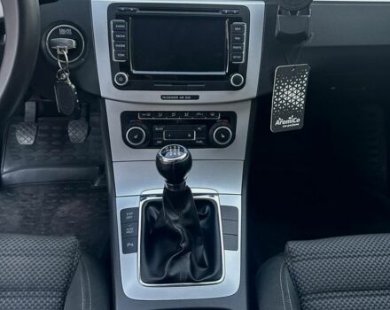 Сірий Фольксваген Пассат Варіант, об'ємом двигуна 2 л та пробігом 214 тис. км за 8300 $, фото 5 на Automoto.ua