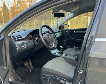 Серый Фольксваген Пассат Вариант, объемом двигателя 2 л и пробегом 336 тыс. км за 10900 $, фото 10 на Automoto.ua