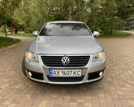 Серый Фольксваген Пассат Вариант, объемом двигателя 2 л и пробегом 210 тыс. км за 7399 $, фото 1 на Automoto.ua