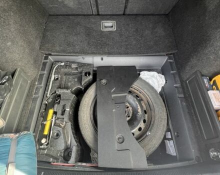 Сірий Фольксваген Пассат Варіант, об'ємом двигуна 2 л та пробігом 320 тис. км за 7700 $, фото 21 на Automoto.ua