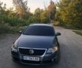 Сірий Фольксваген Пассат Варіант, об'ємом двигуна 2 л та пробігом 305 тис. км за 6953 $, фото 1 на Automoto.ua
