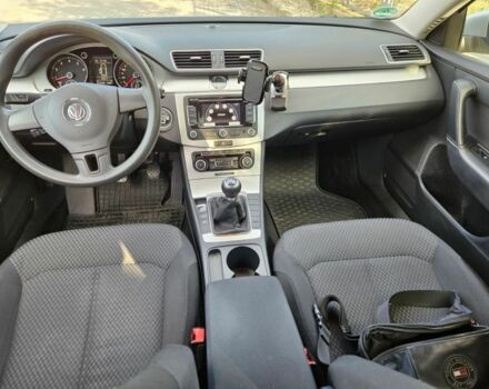 Фольксваген Пассат Вариант 2011 в Луцке на Automoto.ua Серый Фольксваген Пассат Вариант, объемом двигателя 1.6 л и пробегом 240 тыс. км за 5123 $, фото 6 на Automoto.ua