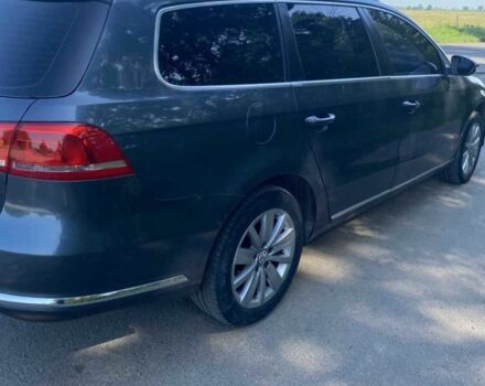 Фольксваген Пассат Варіант 2011 у Києві на Automoto.ua Сірий Фольксваген Пассат Варіант, об'ємом двигуна 1.6 л та пробігом 300 тис. км за 7000 $, фото 1 на Automoto.ua