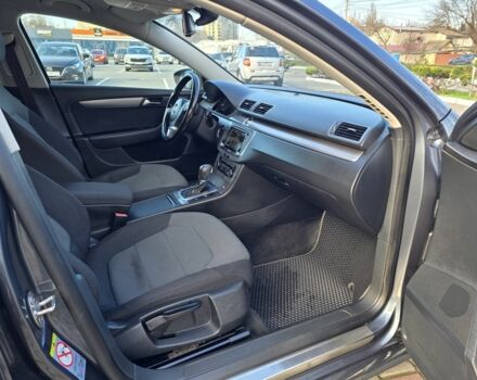 Серый Фольксваген Пассат Вариант, объемом двигателя 2 л и пробегом 335 тыс. км за 8500 $, фото 17 на Automoto.ua