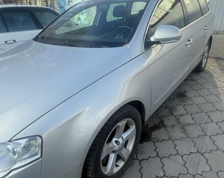 Серый Фольксваген Пассат Вариант, объемом двигателя 1.6 л и пробегом 300 тыс. км за 2999 $, фото 2 на Automoto.ua