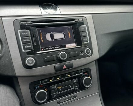 Фольксваген Пассат Вариант 2011 в Киеве на Automoto.ua Серый Фольксваген Пассат Вариант, объемом двигателя 1.6 л и пробегом 413 тыс. км за 7500 $, фото 3 на Automoto.ua