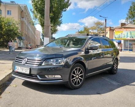 Сірий Фольксваген Пассат Варіант, об'ємом двигуна 2 л та пробігом 296 тис. км за 11300 $, фото 6 на Automoto.ua