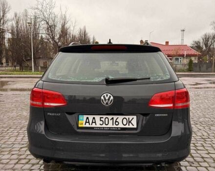 Серый Фольксваген Пассат Вариант, объемом двигателя 1.6 л и пробегом 493 тыс. км за 8000 $, фото 3 на Automoto.ua