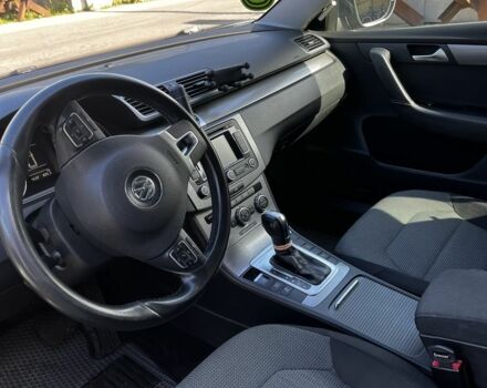 Фольксваген Пассат Вариант 2012 в Конотопе на Automoto.ua Серый Фольксваген Пассат Вариант, объемом двигателя 2 л и пробегом 307 тыс. км за 9800 $, фото 3 на Automoto.ua