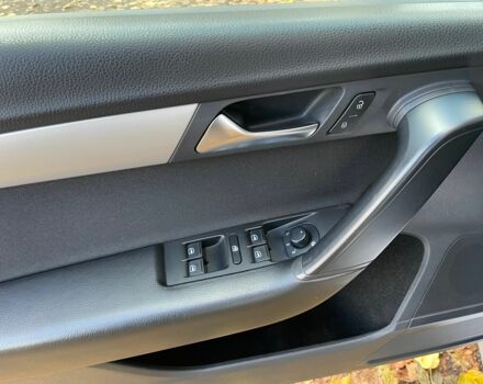 Серый Фольксваген Пассат Вариант, объемом двигателя 2 л и пробегом 260 тыс. км за 10200 $, фото 4 на Automoto.ua