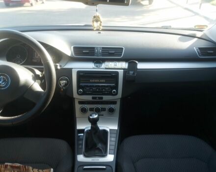 Серый Фольксваген Пассат Вариант, объемом двигателя 2 л и пробегом 335 тыс. км за 8800 $, фото 7 на Automoto.ua