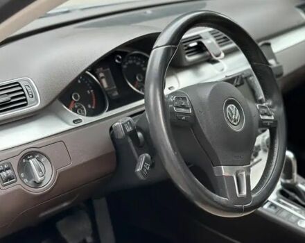 Сірий Фольксваген Пассат Варіант, об'ємом двигуна 2 л та пробігом 285 тис. км за 11800 $, фото 4 на Automoto.ua