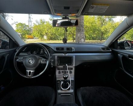Фольксваген Пассат Варіант 2012 у Одесі на Automoto.ua Сірий Фольксваген Пассат Варіант, об'ємом двигуна 1.6 л та пробігом 207 тис. км за 10350 $, фото 13 на Automoto.ua