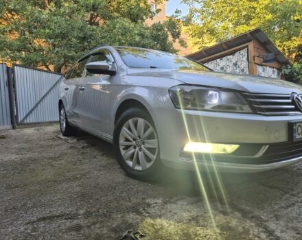 Сірий Фольксваген Пассат Варіант, об'ємом двигуна 2 л та пробігом 340 тис. км за 8837 $, фото 2 на Automoto.ua