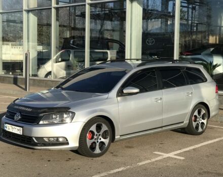 Серый Фольксваген Пассат Вариант, объемом двигателя 1.6 л и пробегом 282 тыс. км за 7500 $, фото 1 на Automoto.ua