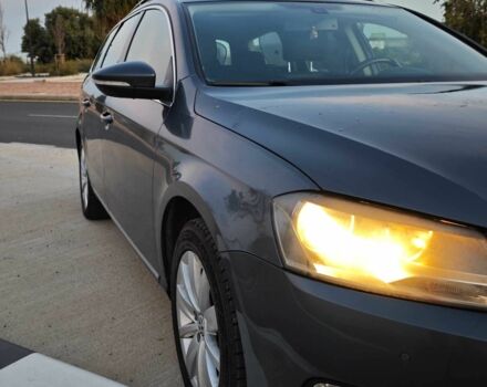 Фольксваген Пассат Вариант 2013 в Кременчуге на Automoto.ua Серый Фольксваген Пассат Вариант, объемом двигателя 1.4 л и пробегом 271 тыс. км за 8000 $, фото 1 на Automoto.ua