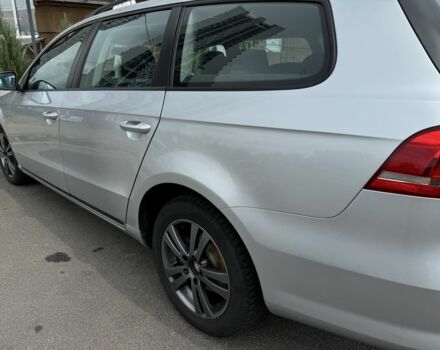 Сірий Фольксваген Пассат Варіант, об'ємом двигуна 2 л та пробігом 246 тис. км за 10500 $, фото 5 на Automoto.ua