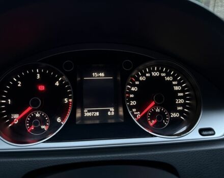 Серый Фольксваген Пассат Вариант, объемом двигателя 1.6 л и пробегом 300 тыс. км за 10200 $, фото 6 на Automoto.ua