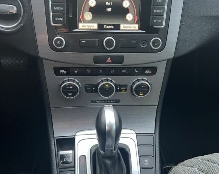 Сірий Фольксваген Пассат Варіант, об'ємом двигуна 2 л та пробігом 221 тис. км за 11600 $, фото 13 на Automoto.ua