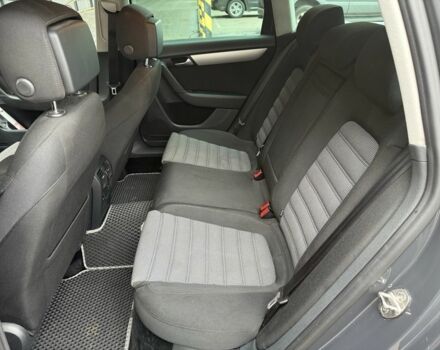 Сірий Фольксваген Пассат Варіант, об'ємом двигуна 2 л та пробігом 324 тис. км за 13500 $, фото 17 на Automoto.ua