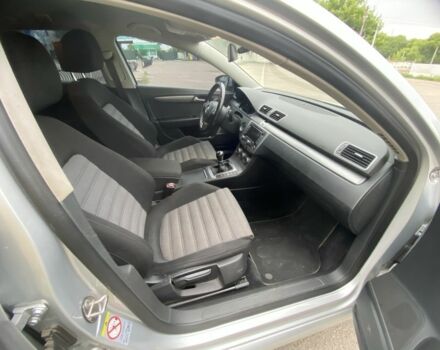 Сірий Фольксваген Пассат Варіант, об'ємом двигуна 2 л та пробігом 278 тис. км за 9750 $, фото 6 на Automoto.ua