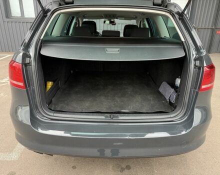 Сірий Фольксваген Пассат Варіант, об'ємом двигуна 2 л та пробігом 324 тис. км за 13500 $, фото 16 на Automoto.ua