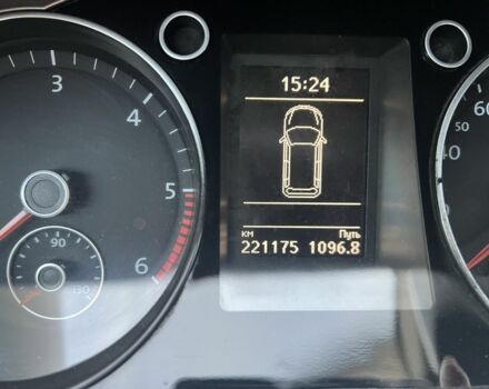 Сірий Фольксваген Пассат Варіант, об'ємом двигуна 2 л та пробігом 221 тис. км за 11600 $, фото 12 на Automoto.ua