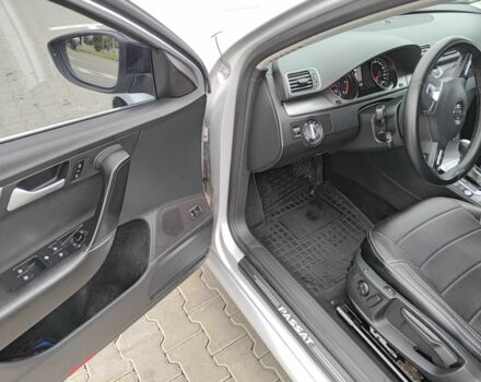 Сірий Фольксваген Пассат Варіант, об'ємом двигуна 2 л та пробігом 330 тис. км за 11500 $, фото 12 на Automoto.ua