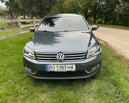 Серый Фольксваген Пассат Вариант, объемом двигателя 1.6 л и пробегом 235 тыс. км за 9000 $, фото 1 на Automoto.ua