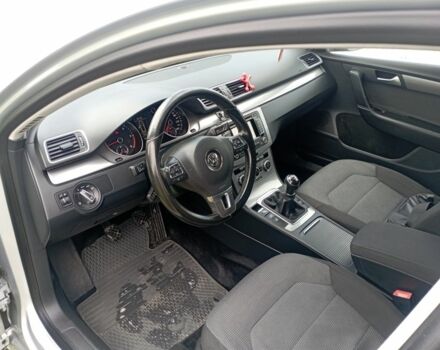 Фольксваген Пассат Вариант 2014 в Изяслве на Automoto.ua Серый Фольксваген Пассат Вариант, объемом двигателя 2 л и пробегом 272 тыс. км за 10300 $, фото 5 на Automoto.ua