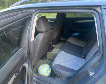 Серый Фольксваген Пассат Вариант, объемом двигателя 1.6 л и пробегом 318 тыс. км за 9499 $, фото 7 на Automoto.ua