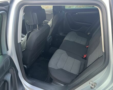 Сірий Фольксваген Пассат Варіант, об'ємом двигуна 2 л та пробігом 221 тис. км за 11600 $, фото 5 на Automoto.ua