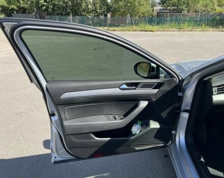 Серый Фольксваген Пассат Вариант, объемом двигателя 2 л и пробегом 320 тыс. км за 17800 $, фото 23 на Automoto.ua