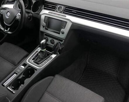 Серый Фольксваген Пассат Вариант, объемом двигателя 1.6 л и пробегом 345 тыс. км за 13100 $, фото 6 на Automoto.ua