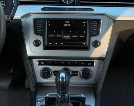 Сірий Фольксваген Пассат Варіант, об'ємом двигуна 2 л та пробігом 247 тис. км за 12000 $, фото 14 на Automoto.ua