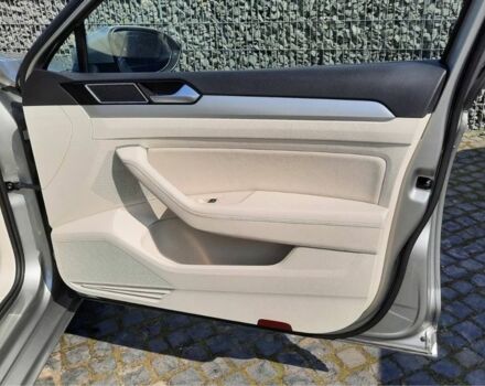 Сірий Фольксваген Пассат Варіант, об'ємом двигуна 1.6 л та пробігом 180 тис. км за 13800 $, фото 19 на Automoto.ua