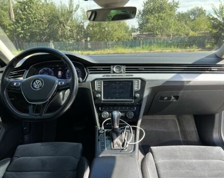 Серый Фольксваген Пассат Вариант, объемом двигателя 2 л и пробегом 320 тыс. км за 17800 $, фото 13 на Automoto.ua