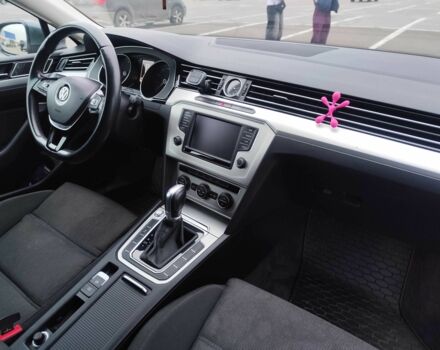 Серый Фольксваген Пассат Вариант, объемом двигателя 1.6 л и пробегом 211 тыс. км за 12500 $, фото 7 на Automoto.ua