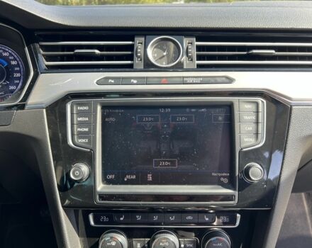 Серый Фольксваген Пассат Вариант, объемом двигателя 2 л и пробегом 320 тыс. км за 17800 $, фото 19 на Automoto.ua