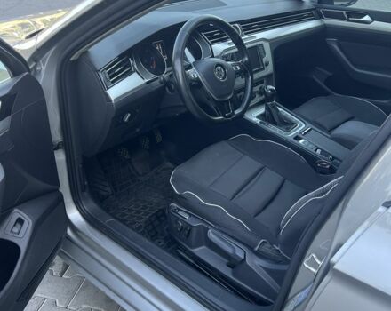 Серый Фольксваген Пассат Вариант, объемом двигателя 1.6 л и пробегом 298 тыс. км за 11500 $, фото 5 на Automoto.ua