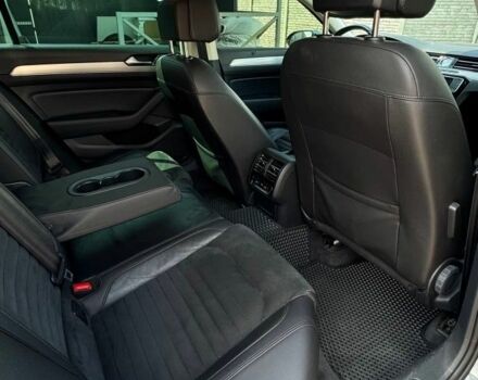 Сірий Фольксваген Пассат Варіант, об'ємом двигуна 2 л та пробігом 325 тис. км за 15800 $, фото 3 на Automoto.ua