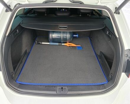 Сірий Фольксваген Пассат Варіант, об'ємом двигуна 2 л та пробігом 230 тис. км за 22000 $, фото 10 на Automoto.ua