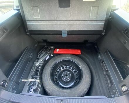 Серый Фольксваген Пассат Вариант, объемом двигателя 1.6 л и пробегом 230 тыс. км за 12500 $, фото 22 на Automoto.ua