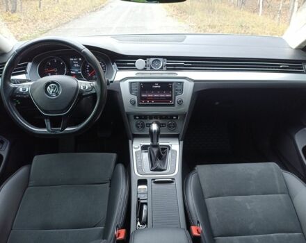 Фольксваген Пассат Варіант 2016 у Радомышле на Automoto.ua Сірий Фольксваген Пассат Варіант, об'ємом двигуна 2 л та пробігом 286 тис. км за 14500 $, фото 9 на Automoto.ua